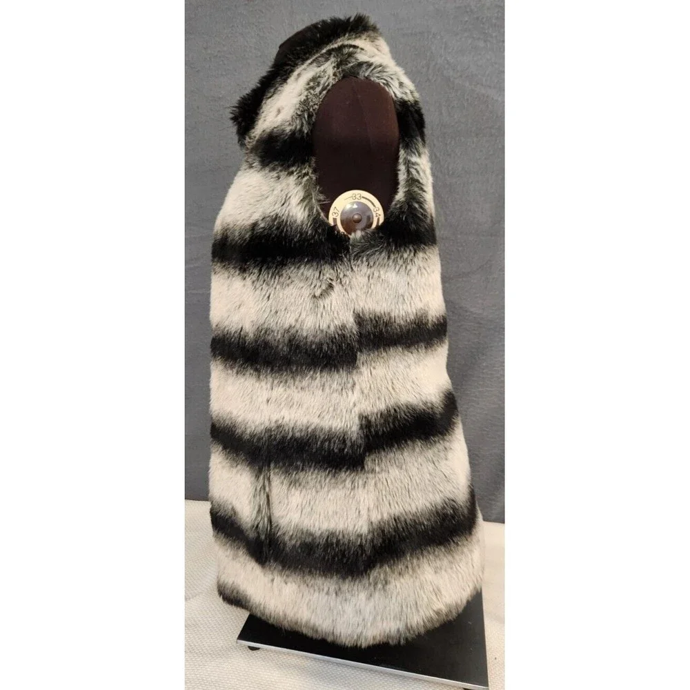 Rachel Zoe Women’s XXS Black Cream Pockets Faux Fur Hook Close Sleeveless‎ Vest